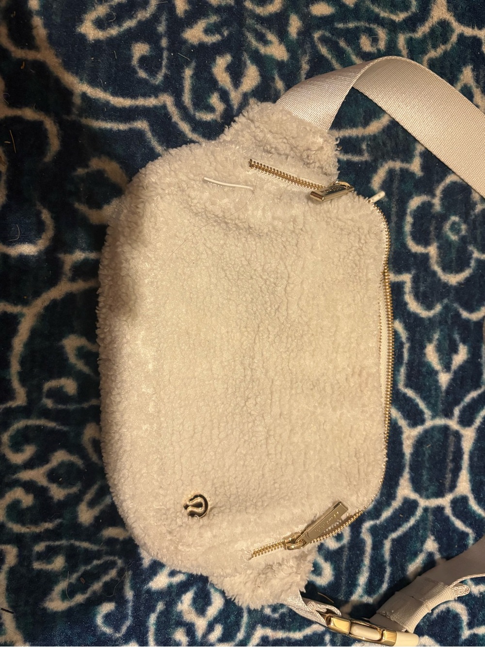 Cozy Cream Sherpa Crossbody Bag – Women's Shoulder Sling